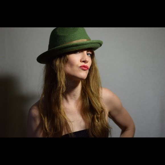 Meet your Posher, Mariann - Picture 7 of 8